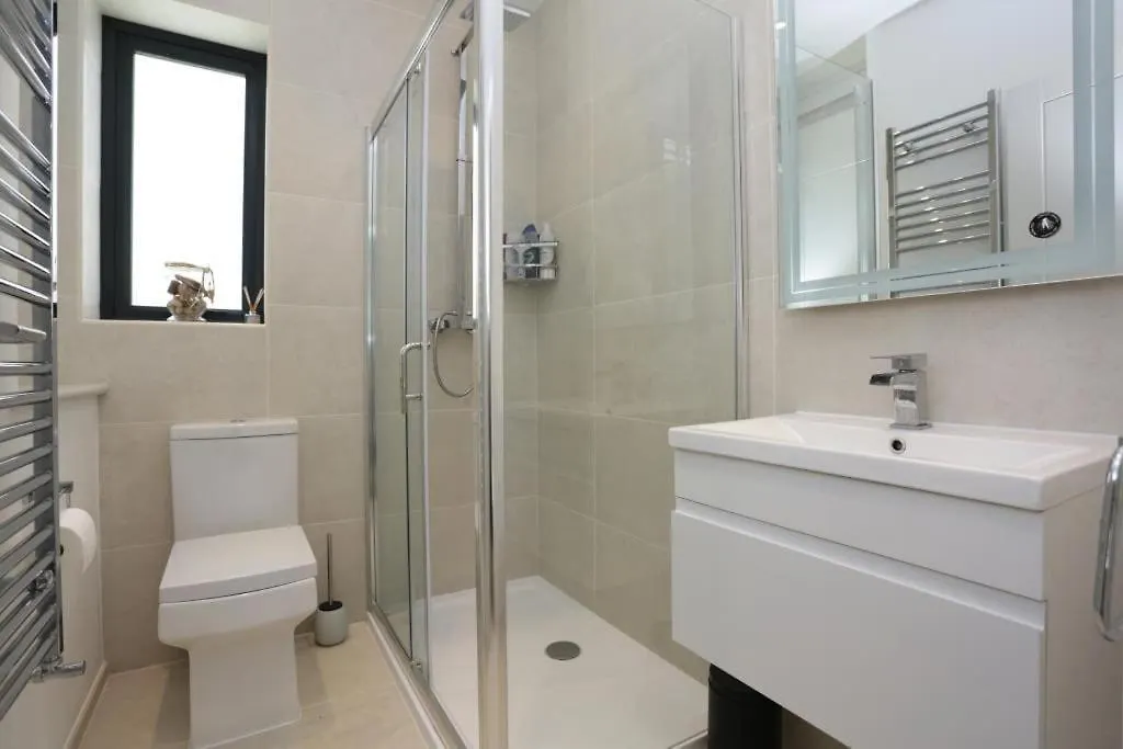 Bournecoast: 3 Bed-Sea Views/Balcony/Garden-Hb6314 Villa Bournemouth 0*,  United Kingdom